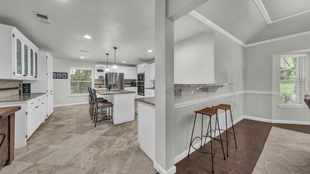 8012 Ravenswood Road, Granbury, TX 76049