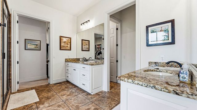 4146 NE Dogwood Canyon Loop, Fayetteville, AR 72704
