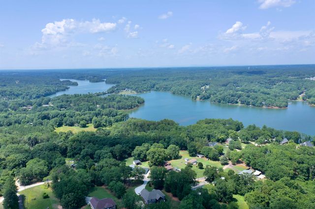 572 Green River Road, Chesnee, SC 29323
