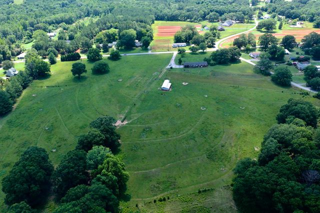 572 Green River Road, Chesnee, SC 29323