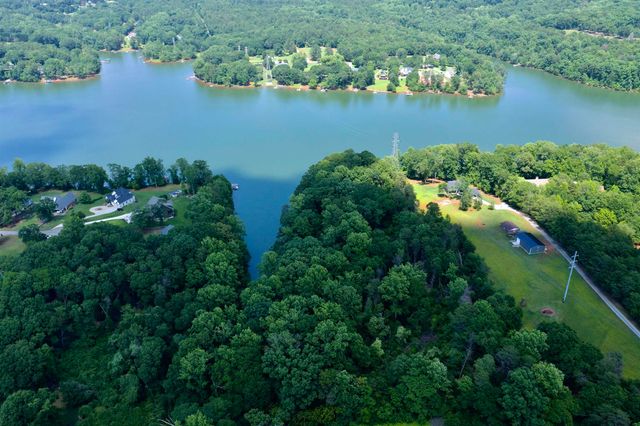 572 Green River Road, Chesnee, SC 29323