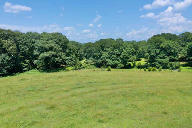 572 Green River Road, Chesnee, SC 29323