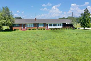 572 Green River Road, Chesnee, SC 29323