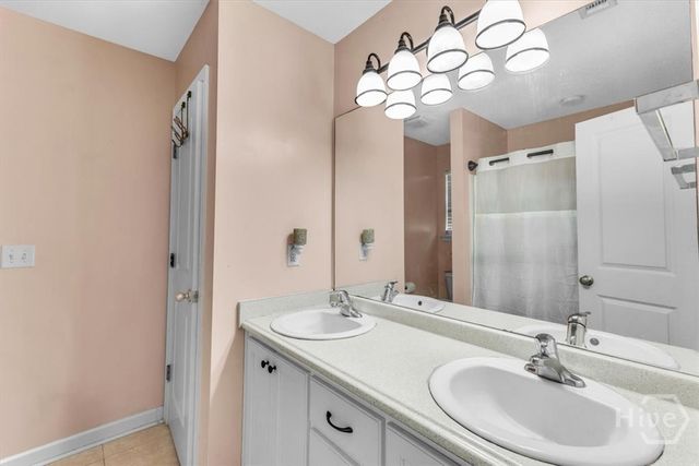 11 Kinlock Court, Midway, GA 31320