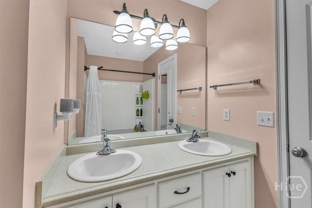 11 Kinlock Court, Midway, GA 31320