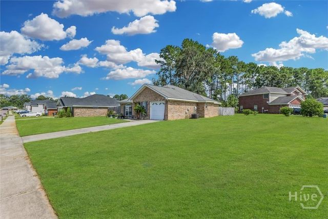 11 Kinlock Court, Midway, GA 31320