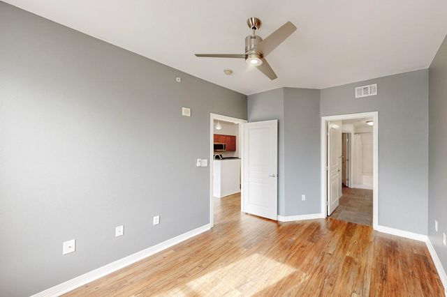 330 Las Colinas Boulevard E 342, Irving, TX 75039