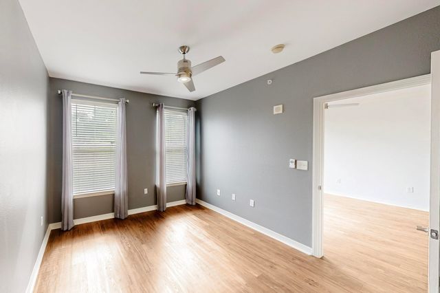 330 Las Colinas Boulevard E 342, Irving, TX 75039