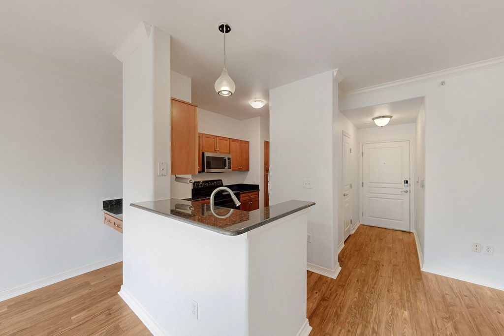 330 Las Colinas Boulevard E 342, Irving, TX 75039