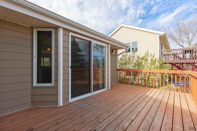 1250 RANGE VIEW CIR, Rapid City, SD 57701