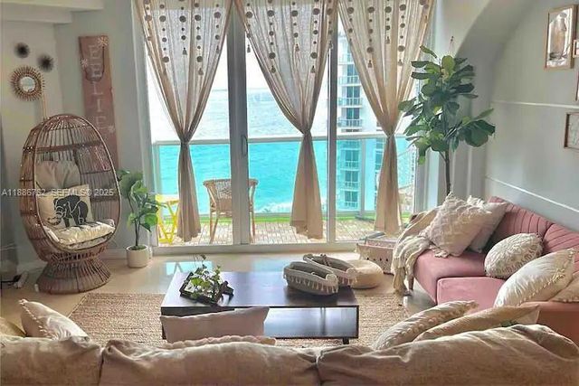 3901 S Ocean Drive 14L, Hollywood, FL 33019