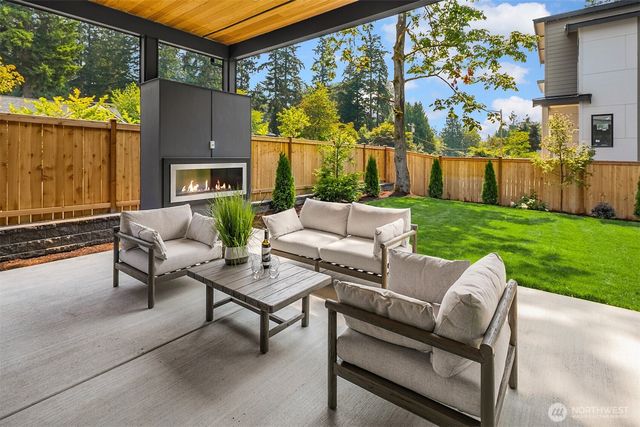 7925 NE 124th Street, Kirkland, WA 98034
