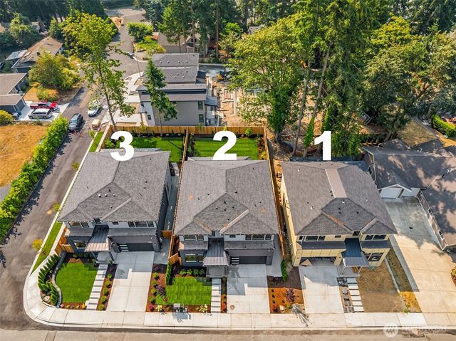 7925 NE 124th Street, Kirkland, WA 98034