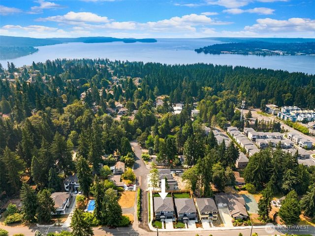 7925 NE 124th Street, Kirkland, WA 98034