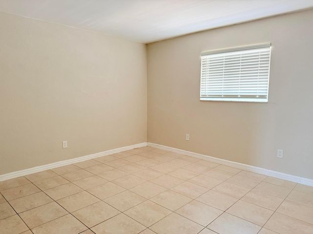 12420 Peconic Court 12424, Wellington, FL 33414