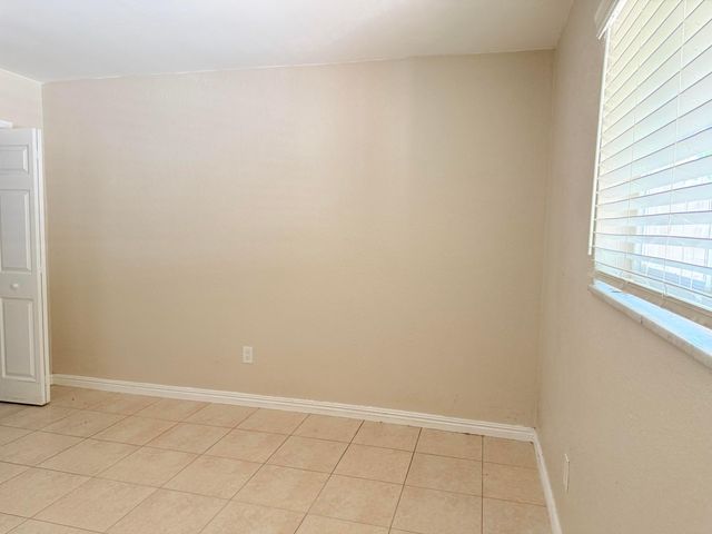 12420 Peconic Court 12424, Wellington, FL 33414