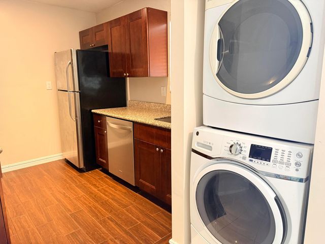 12420 Peconic Court 12424, Wellington, FL 33414