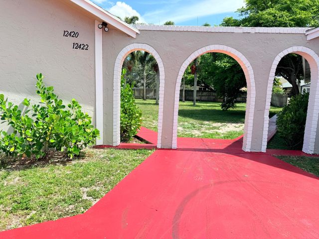 12420 Peconic Court 12424, Wellington, FL 33414