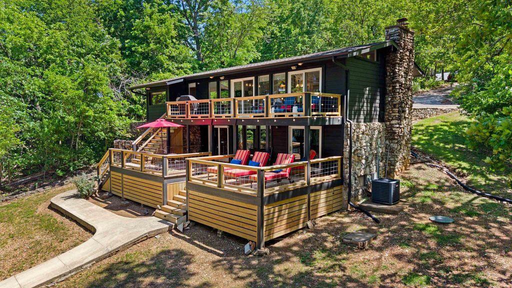 53 Wyandotte Drive, Cherokee Village, AR 72529