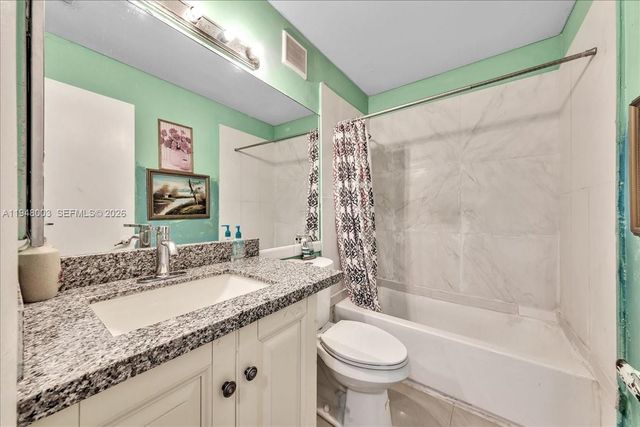 12113 NW 33rd St, Sunrise, FL 33323