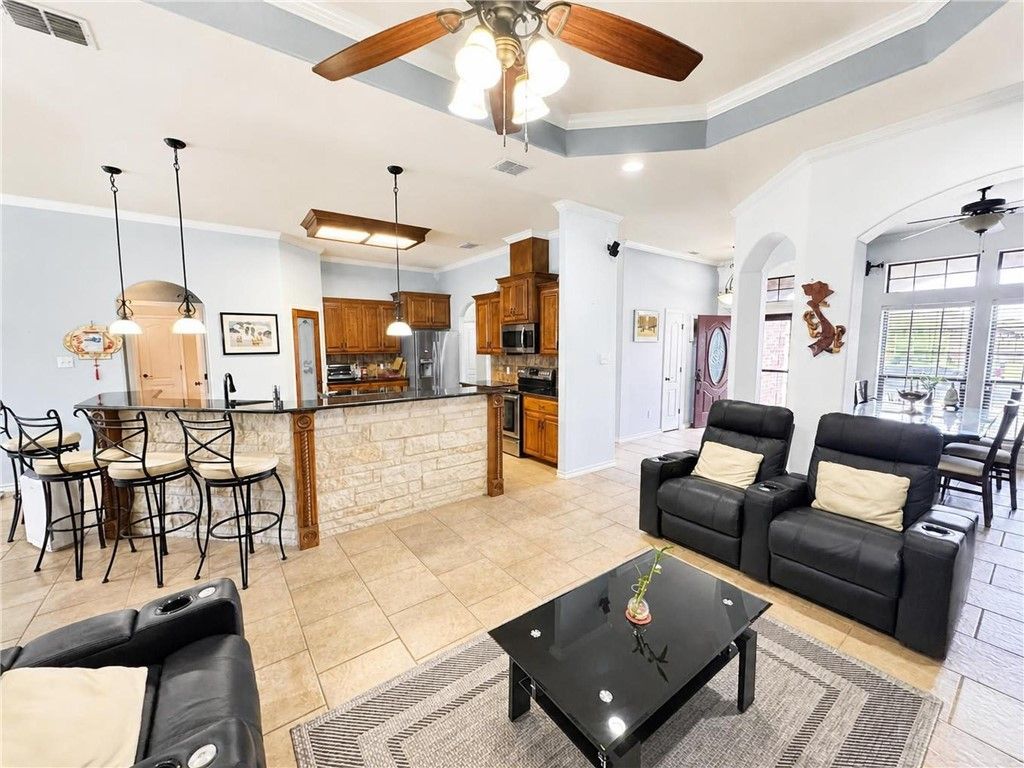3818 Priscilla Dr, Corpus Christi, TX 78414 — photo 4