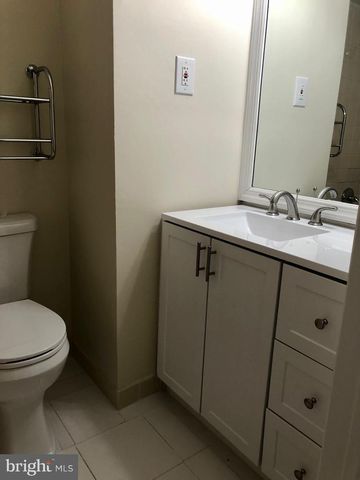 1134 SCHMIDT LN, North Brunswick, NJ 08902