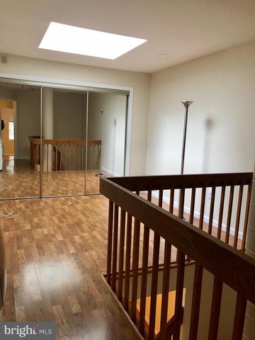 1134 SCHMIDT LN, North Brunswick, NJ 08902