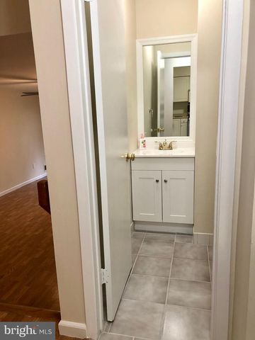 1134 SCHMIDT LN, North Brunswick, NJ 08902