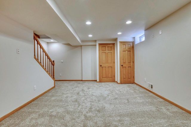 6919 Harvey AVENUE, Wauwatosa, WI 53213