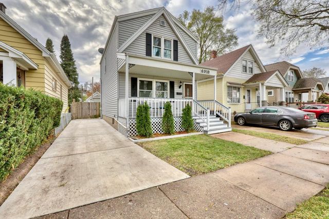 6919 Harvey AVENUE, Wauwatosa, WI 53213