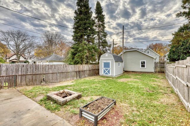 6919 Harvey AVENUE, Wauwatosa, WI 53213