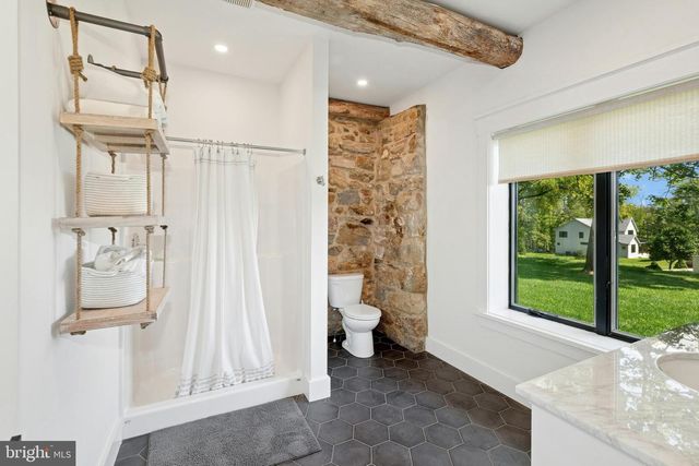 3689 FIRE LN, Bethlehem, PA 18015