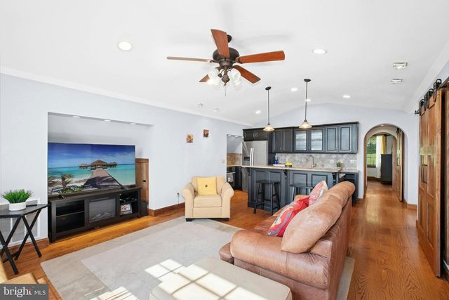 3689 FIRE LN, Bethlehem, PA 18015