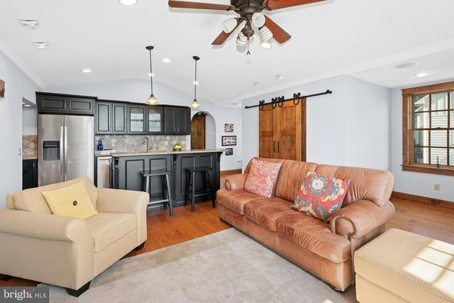 3689 FIRE LN, Bethlehem, PA 18015