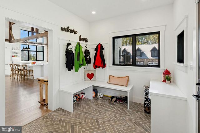 3689 FIRE LN, Bethlehem, PA 18015