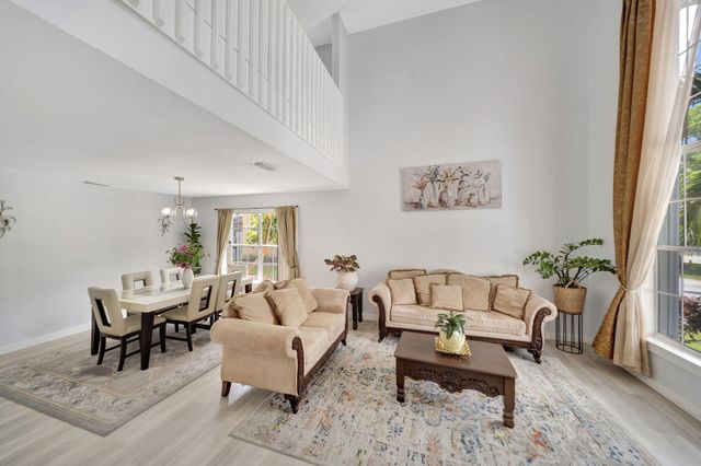 5456 NW 44th Way, Coconut Creek, FL 33073