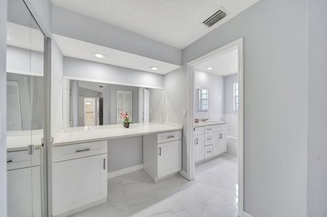 5456 NW 44th Way, Coconut Creek, FL 33073