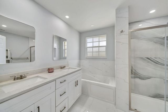 5456 NW 44th Way, Coconut Creek, FL 33073