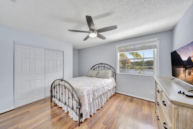 5456 NW 44th Way, Coconut Creek, FL 33073