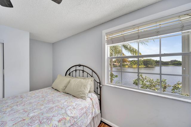 5456 NW 44th Way, Coconut Creek, FL 33073