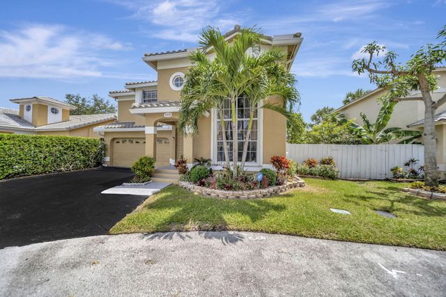 5456 NW 44th Way, Coconut Creek, FL 33073