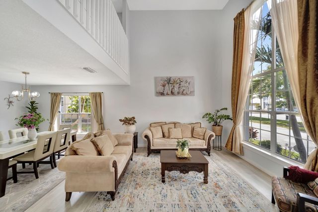 5456 NW 44th Way, Coconut Creek, FL 33073