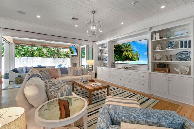 59 Colony Road, Jupiter Inlet Colony, FL 33469