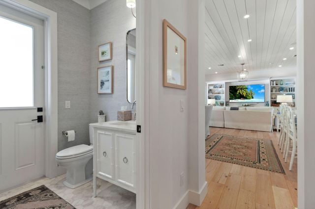 59 Colony Road, Jupiter Inlet Colony, FL 33469