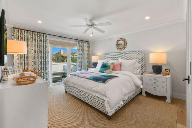 59 Colony Road, Jupiter Inlet Colony, FL 33469