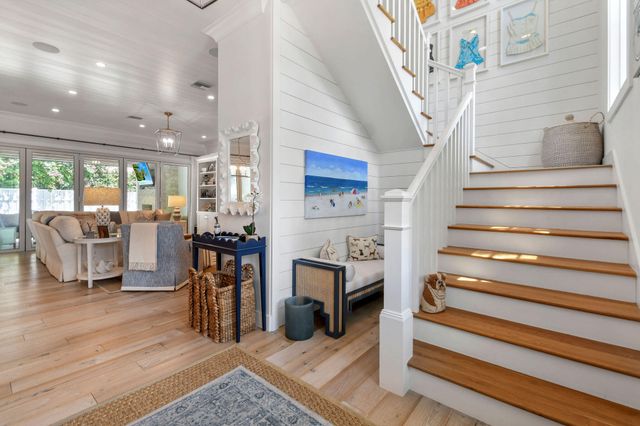 59 Colony Road, Jupiter Inlet Colony, FL 33469