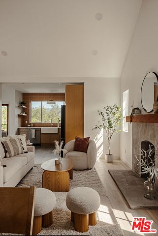 904 Terrace 49, Los Angeles, CA 90042