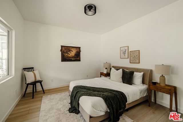 904 Terrace 49, Los Angeles, CA 90042