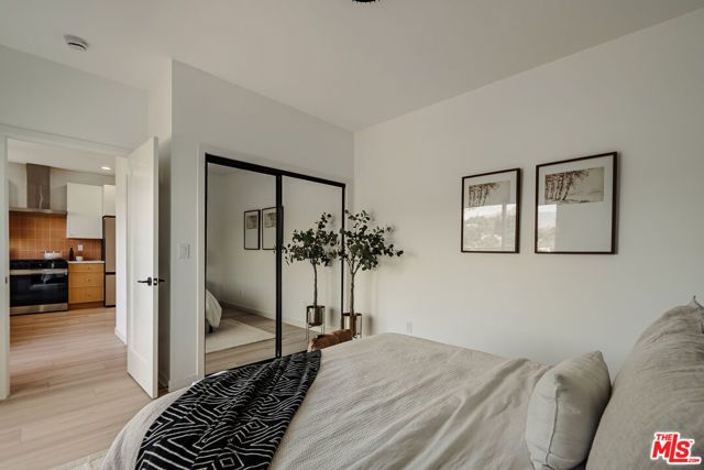 904 Terrace 49, Los Angeles, CA 90042