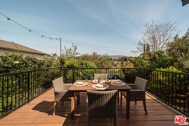 904 Terrace 49, Los Angeles, CA 90042